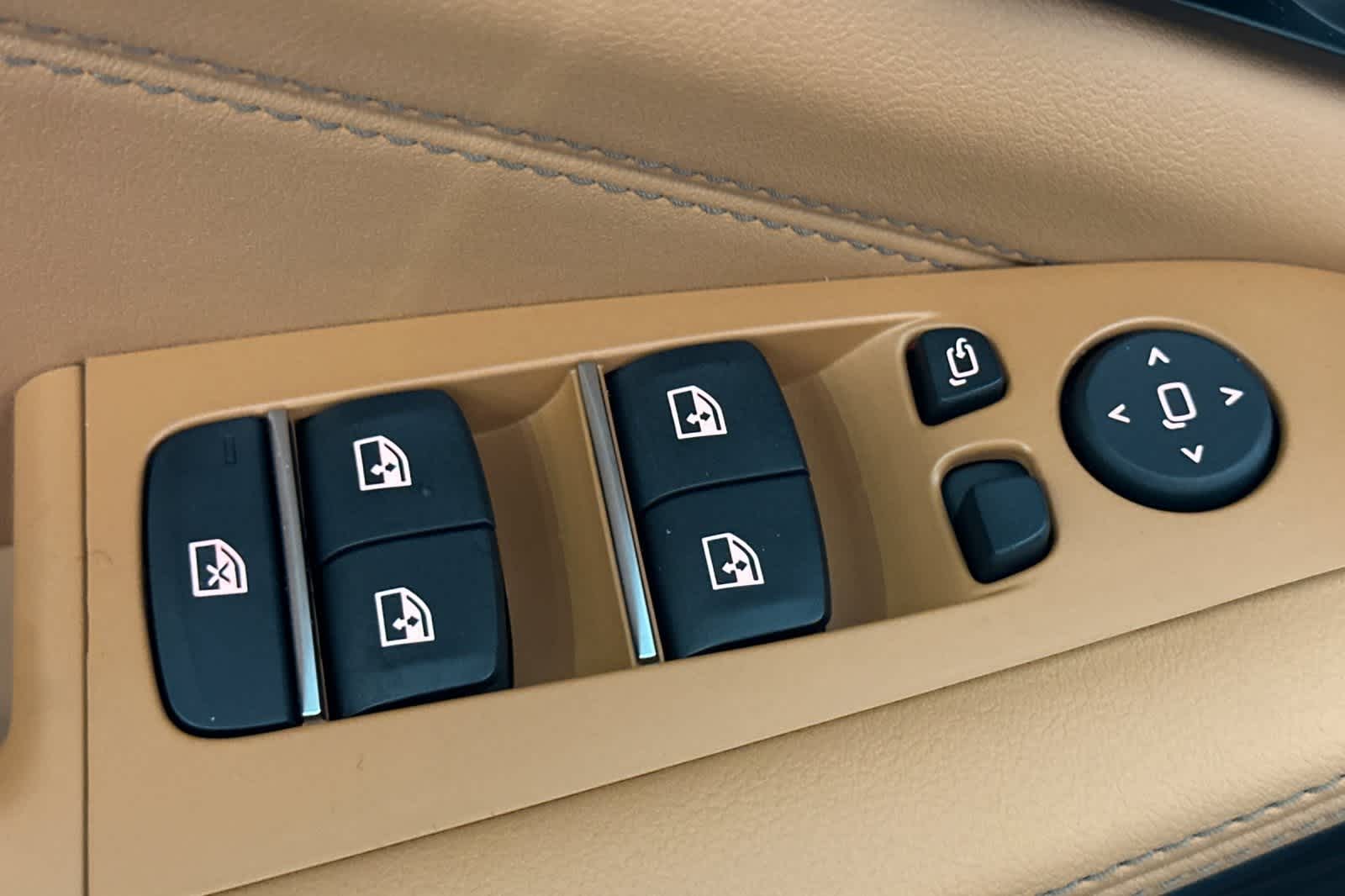 Thumbnail: 2026 BMW X5 - 13