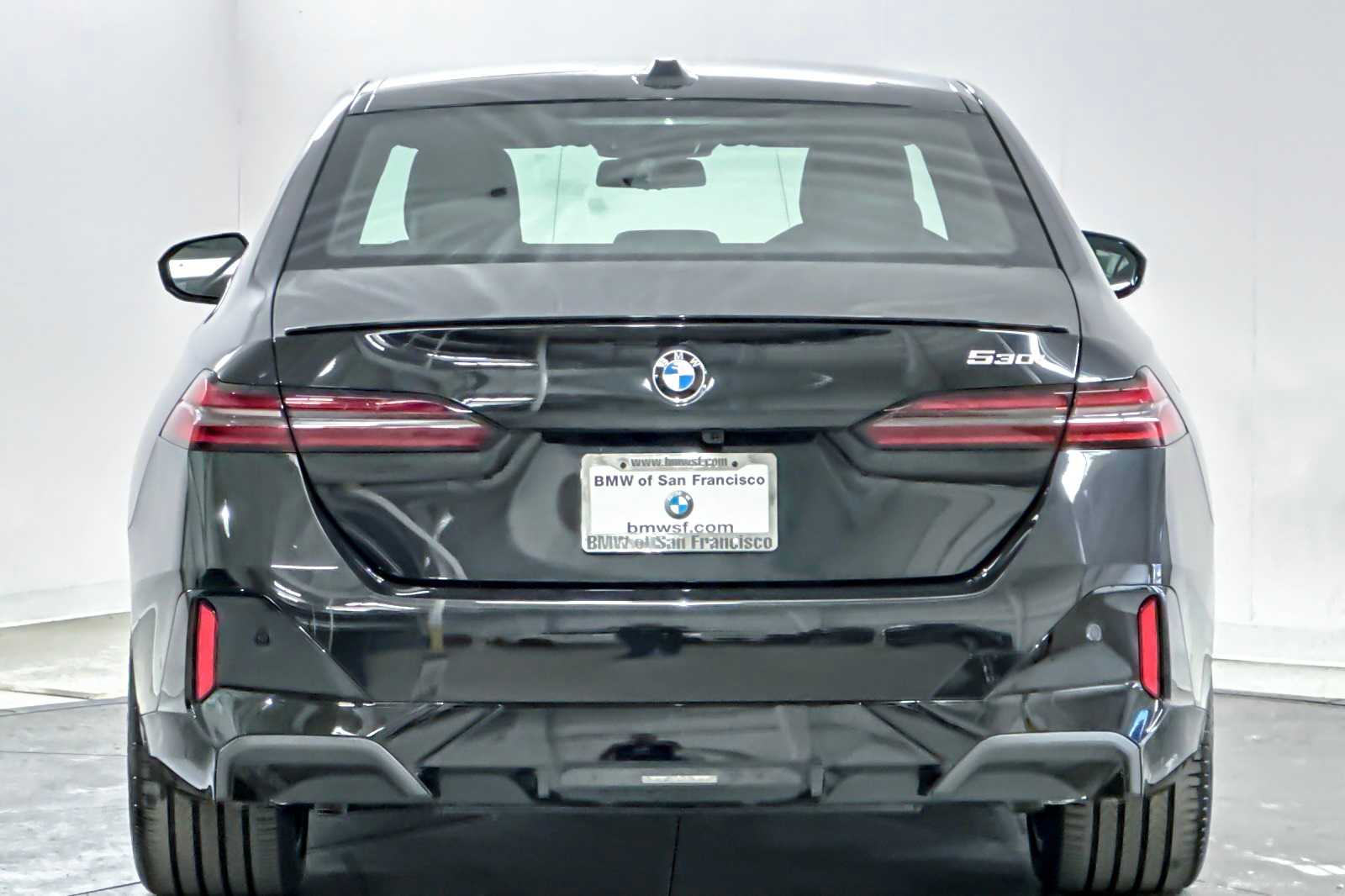 Thumbnail: 2026 BMW 5 Series - 7