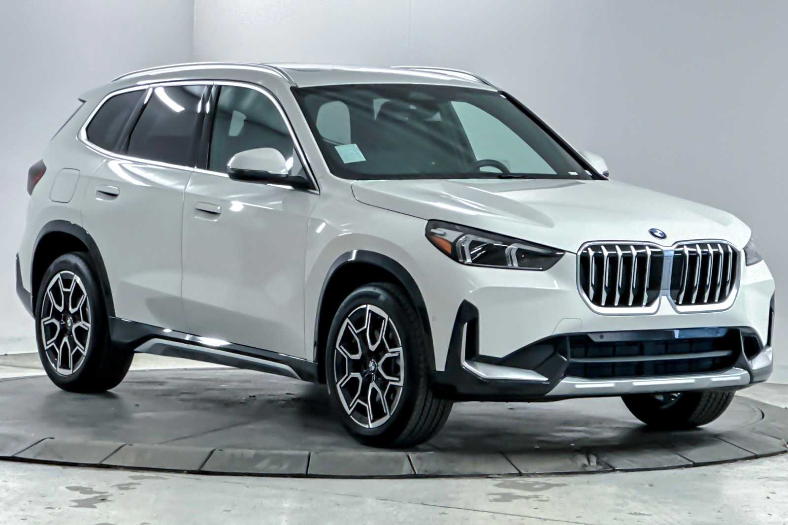 Thumbnail: 2026 BMW X1 - 9