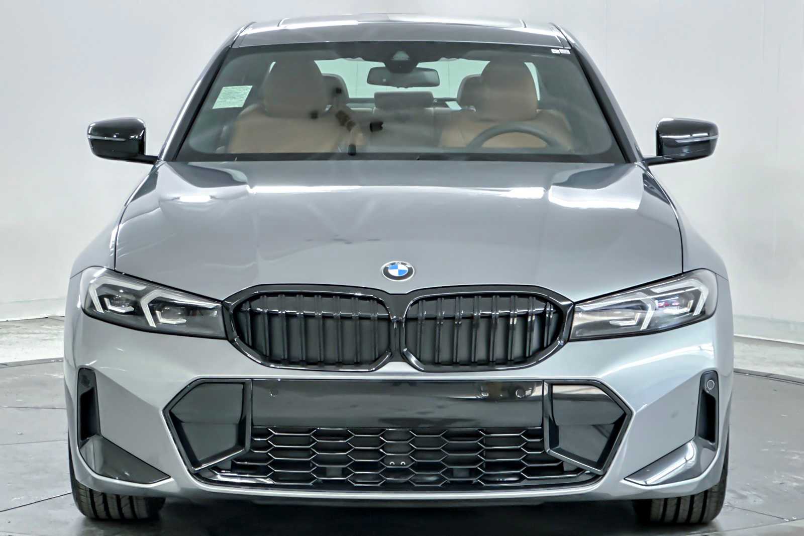 Thumbnail: 2026 BMW 3 Series - 10