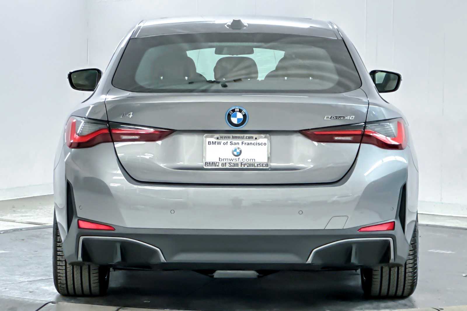 Thumbnail: 2025 BMW i4 - 7