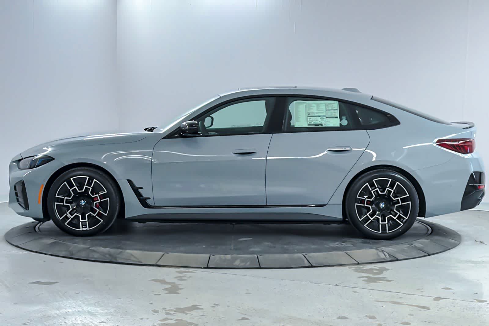 Thumbnail: 2026 BMW i4 - 5