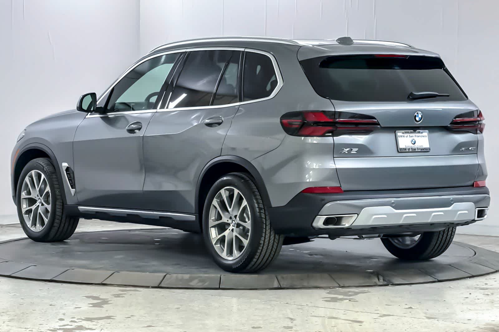 Thumbnail: 2026 BMW X5 - 6