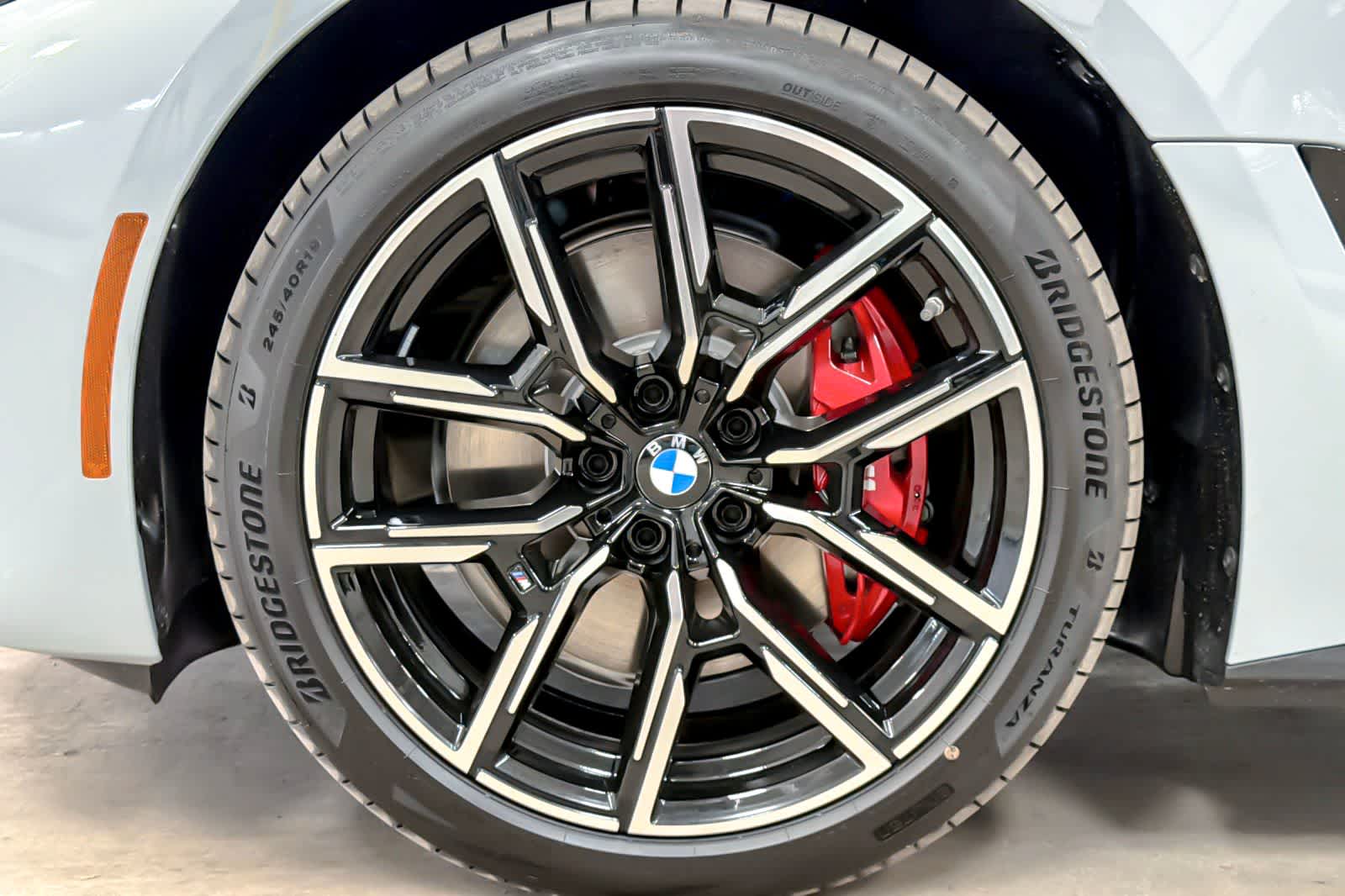 Thumbnail: 2026 BMW i4 - 24