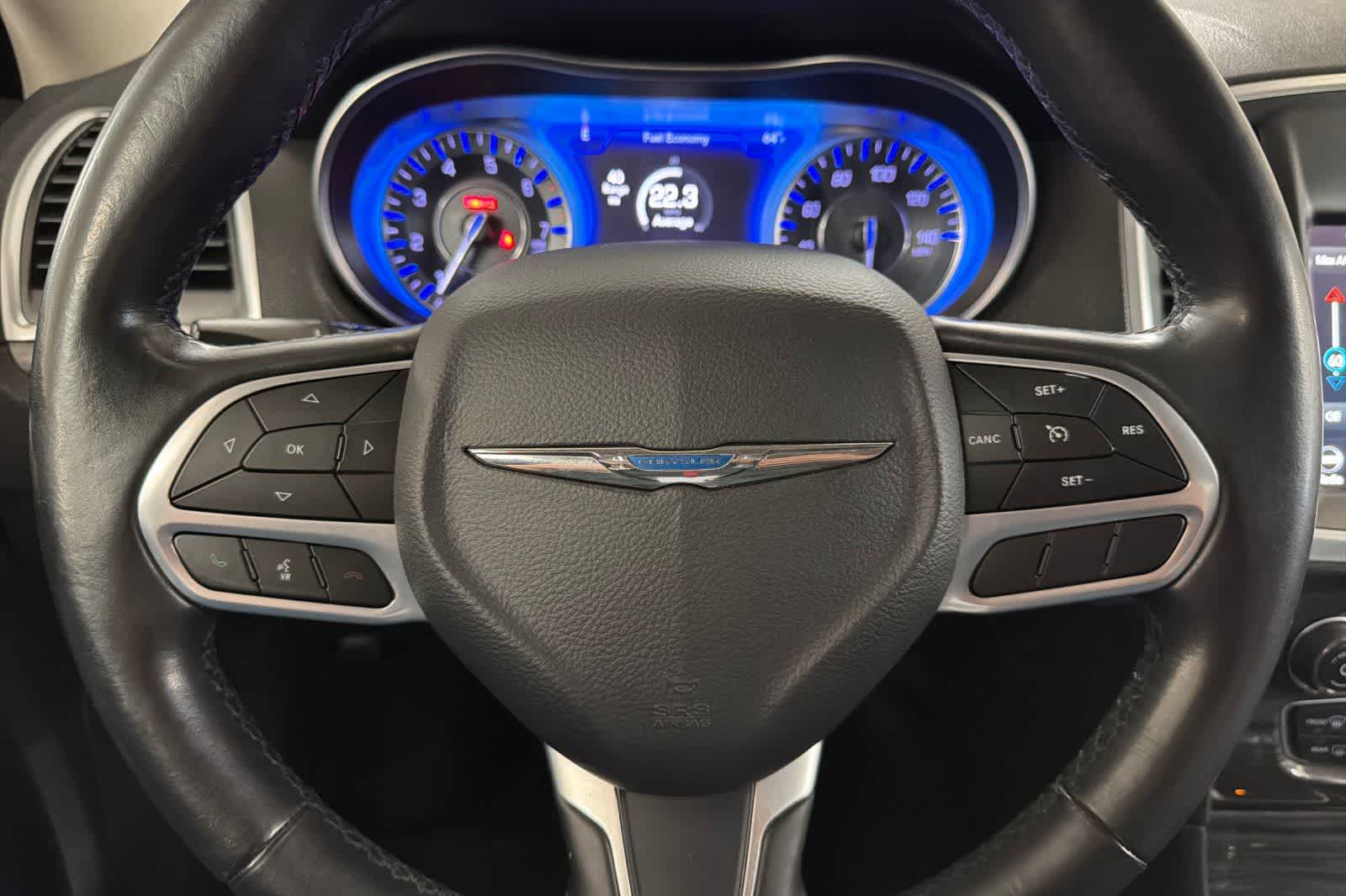 Thumbnail: 2019 Chrysler 300 - 22