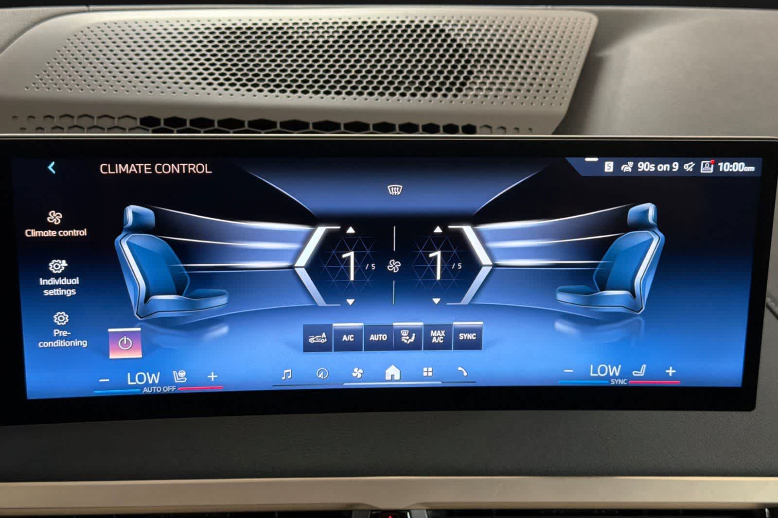 Thumbnail: 2026 BMW iX - 21