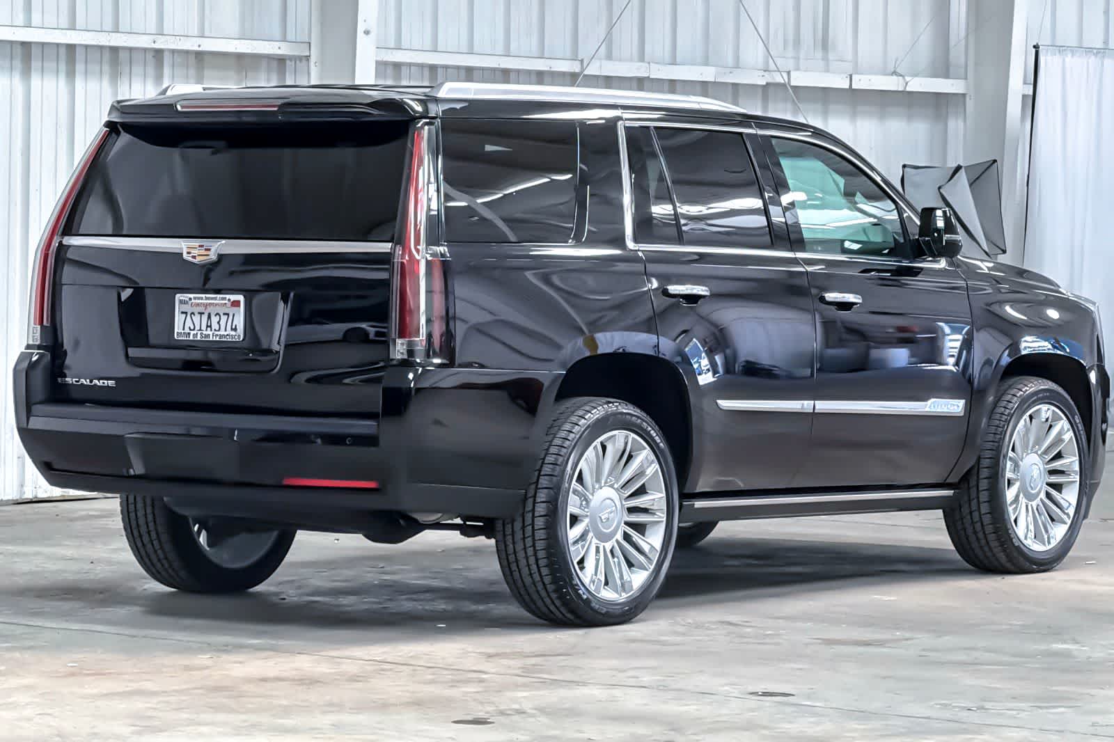 Thumbnail: 2016 Cadillac Escalade - 2