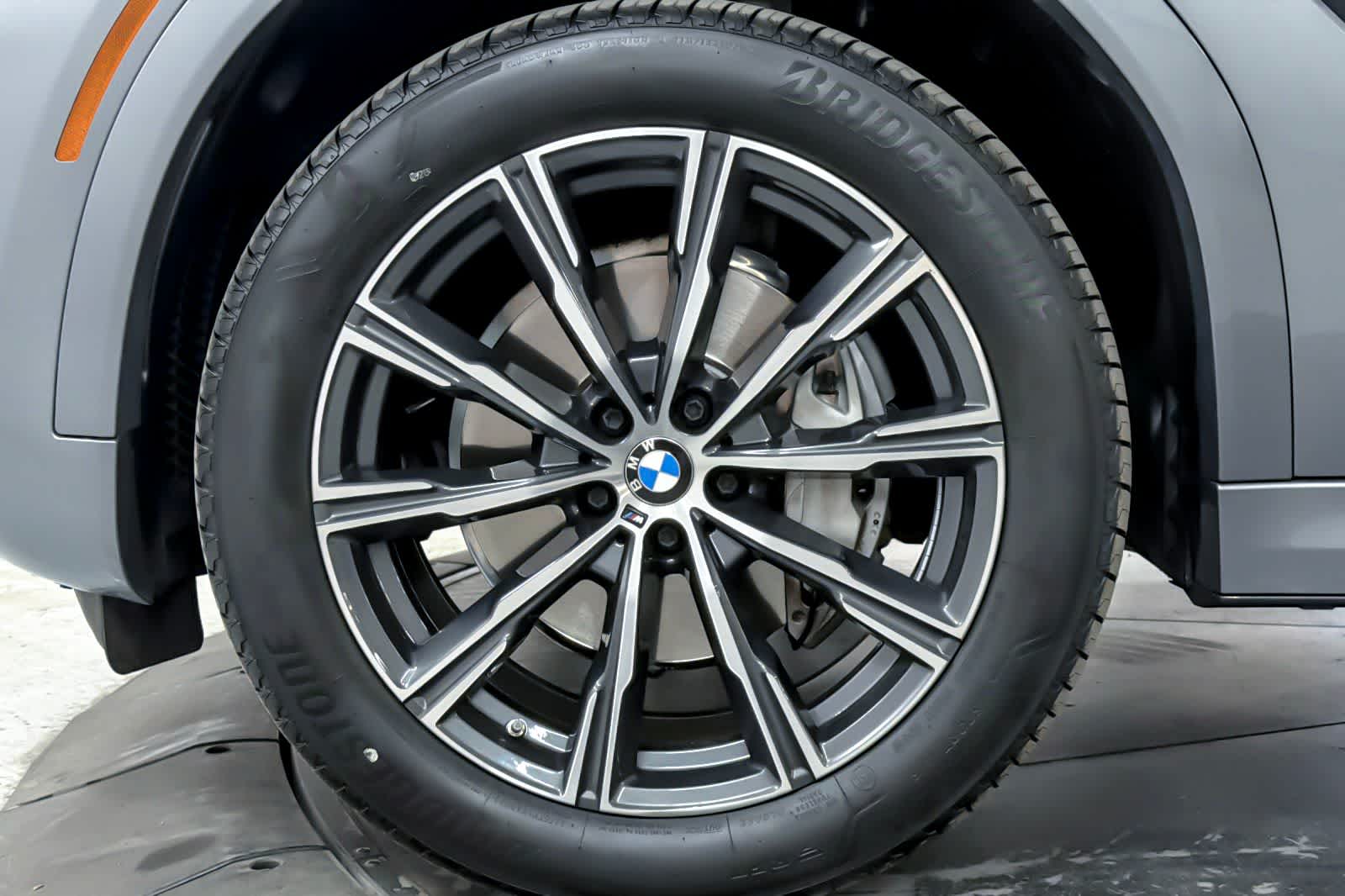 Thumbnail: 2024 BMW X6 - 27