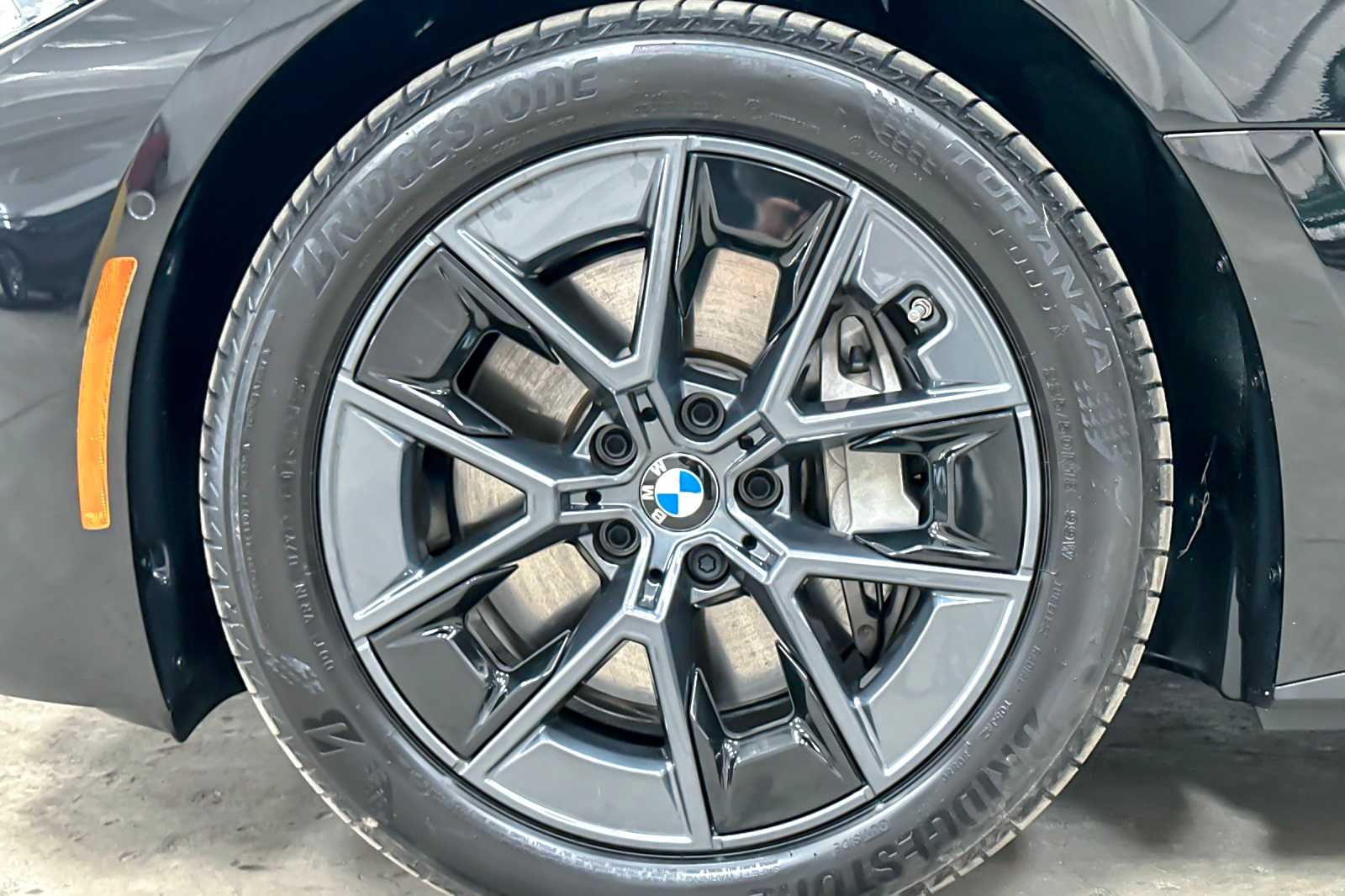 Thumbnail: 2025 BMW i4 - 26