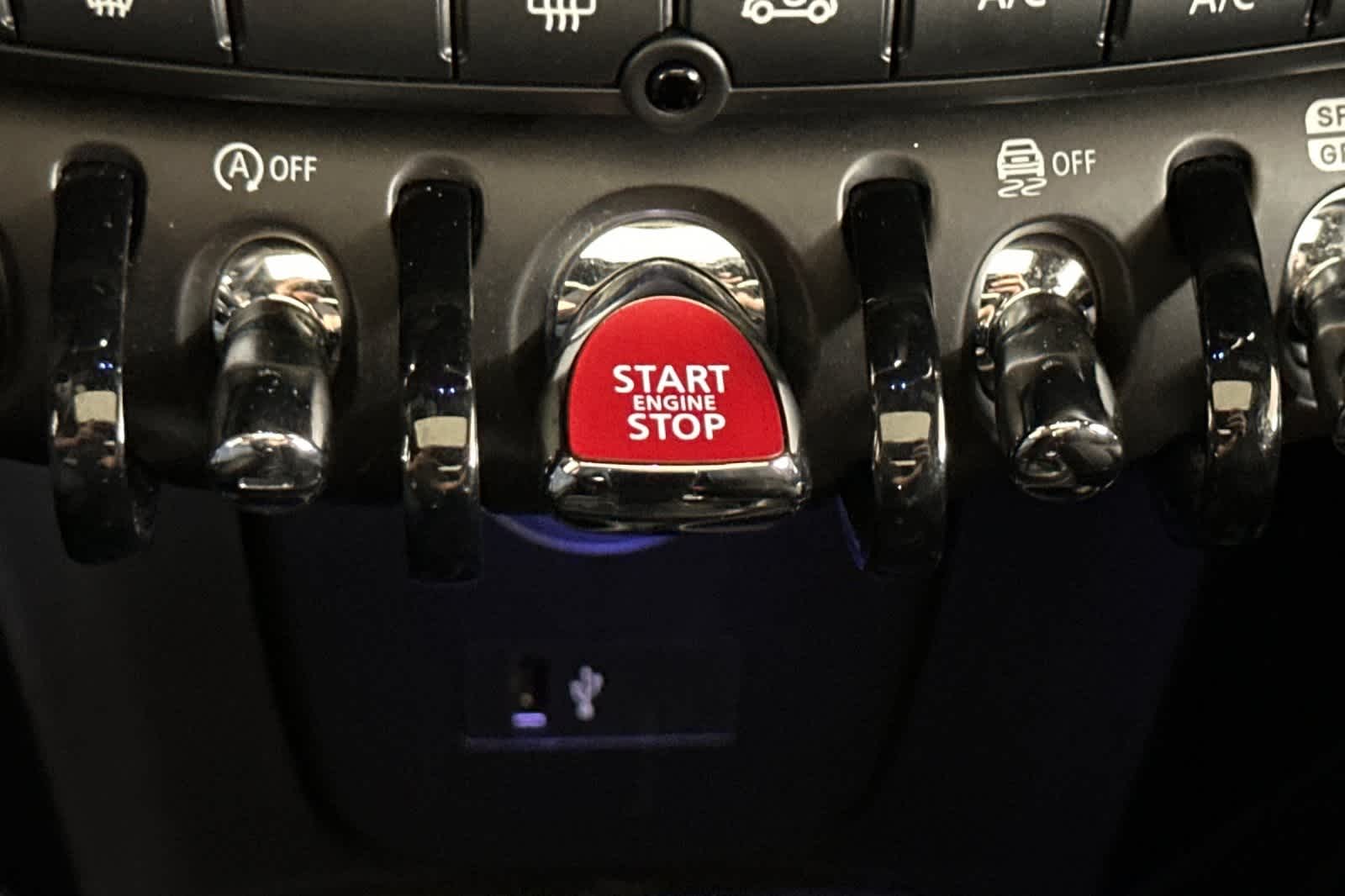 Thumbnail: 2023 MINI Cooper Hardtop - 23