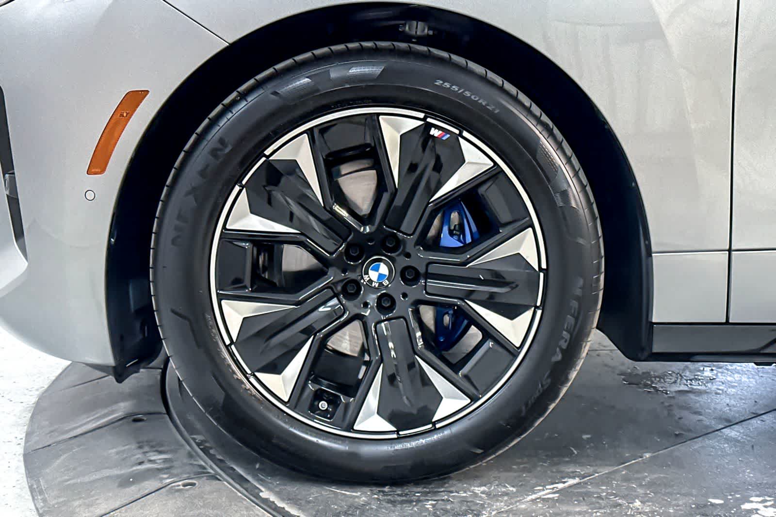 Thumbnail: 2026 BMW iX - 26