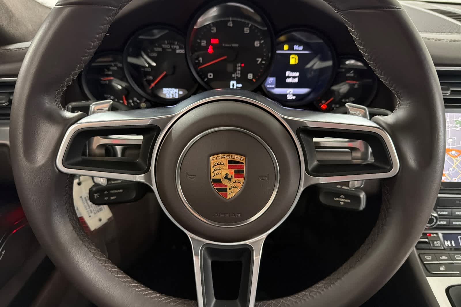 Thumbnail: 2018 Porsche 911 - 23