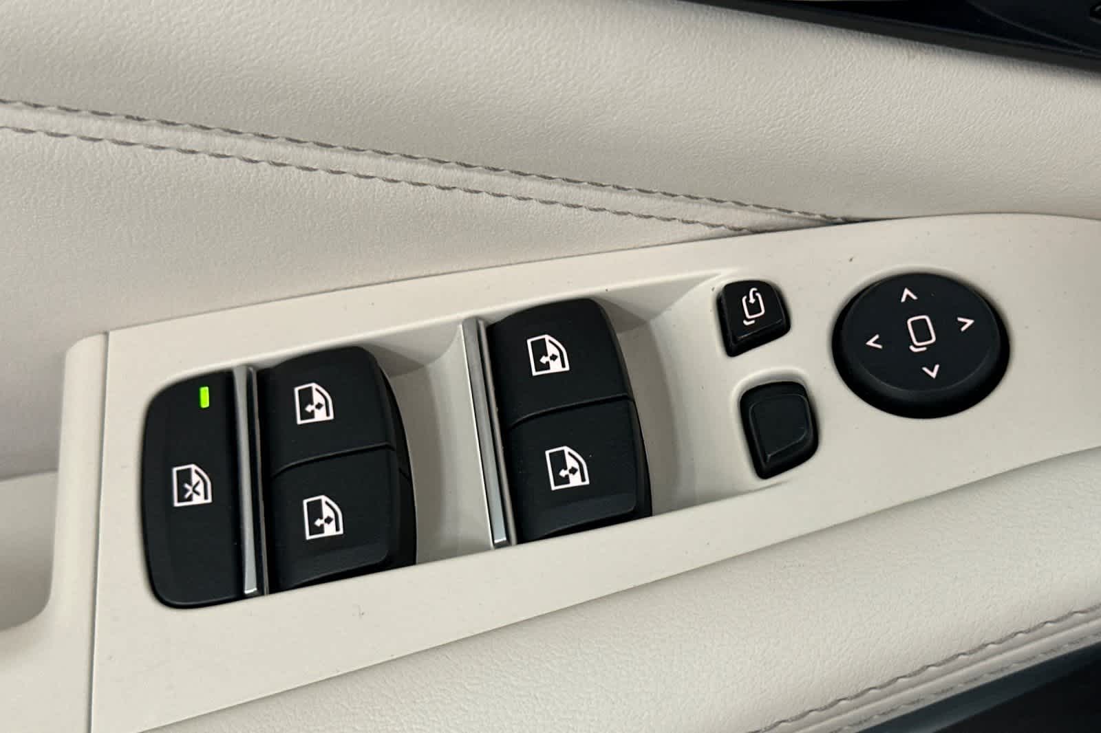 Thumbnail: 2022 BMW X5 - 13