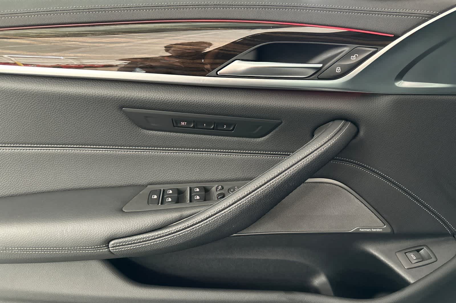 Thumbnail: 2022 BMW 5 Series - 12
