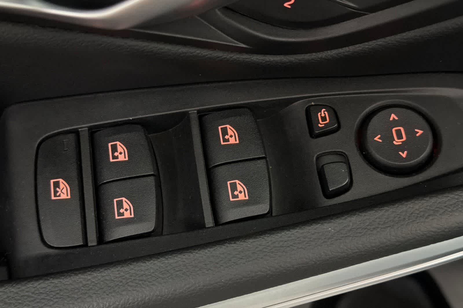 Thumbnail: 2023 BMW 3 Series - 13