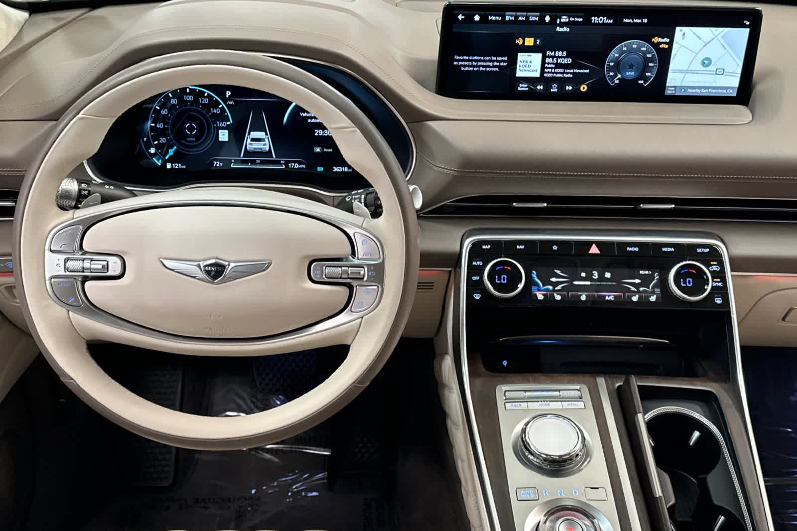 Thumbnail: 2023 Genesis GV80 - 14