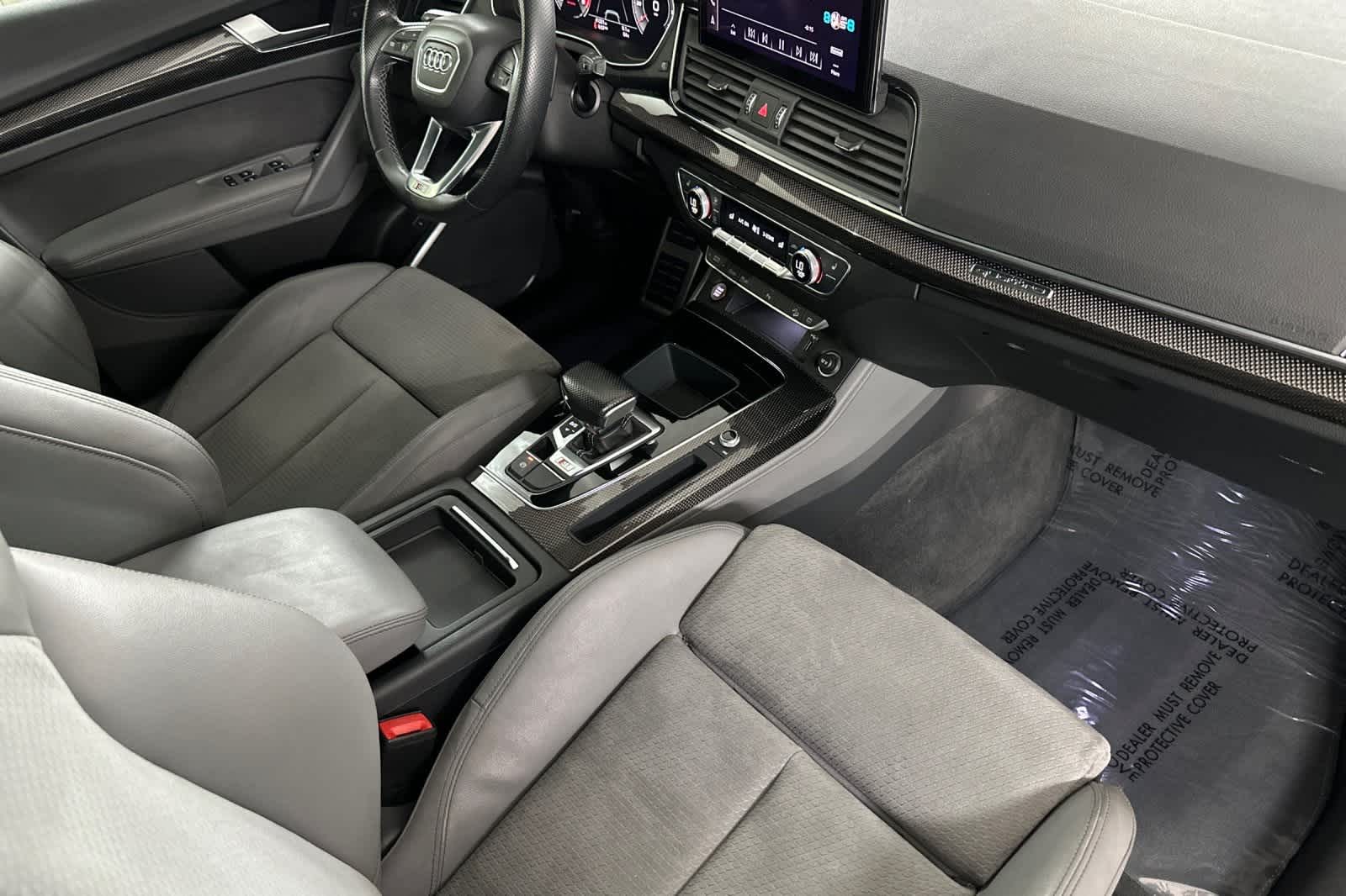 Thumbnail: 2022 Audi SQ5 - 16