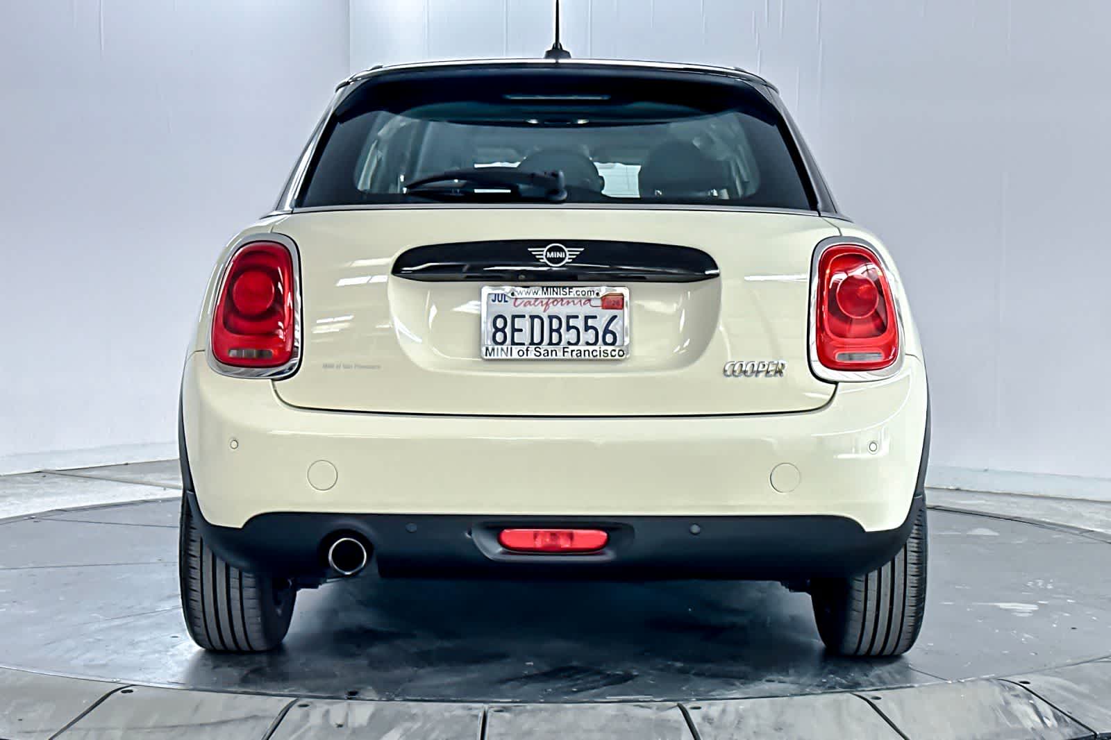 Thumbnail: 2019 MINI Cooper Hardtop - 7