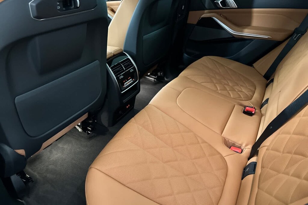 New 2026 BMW X5 xDrive40i SUV