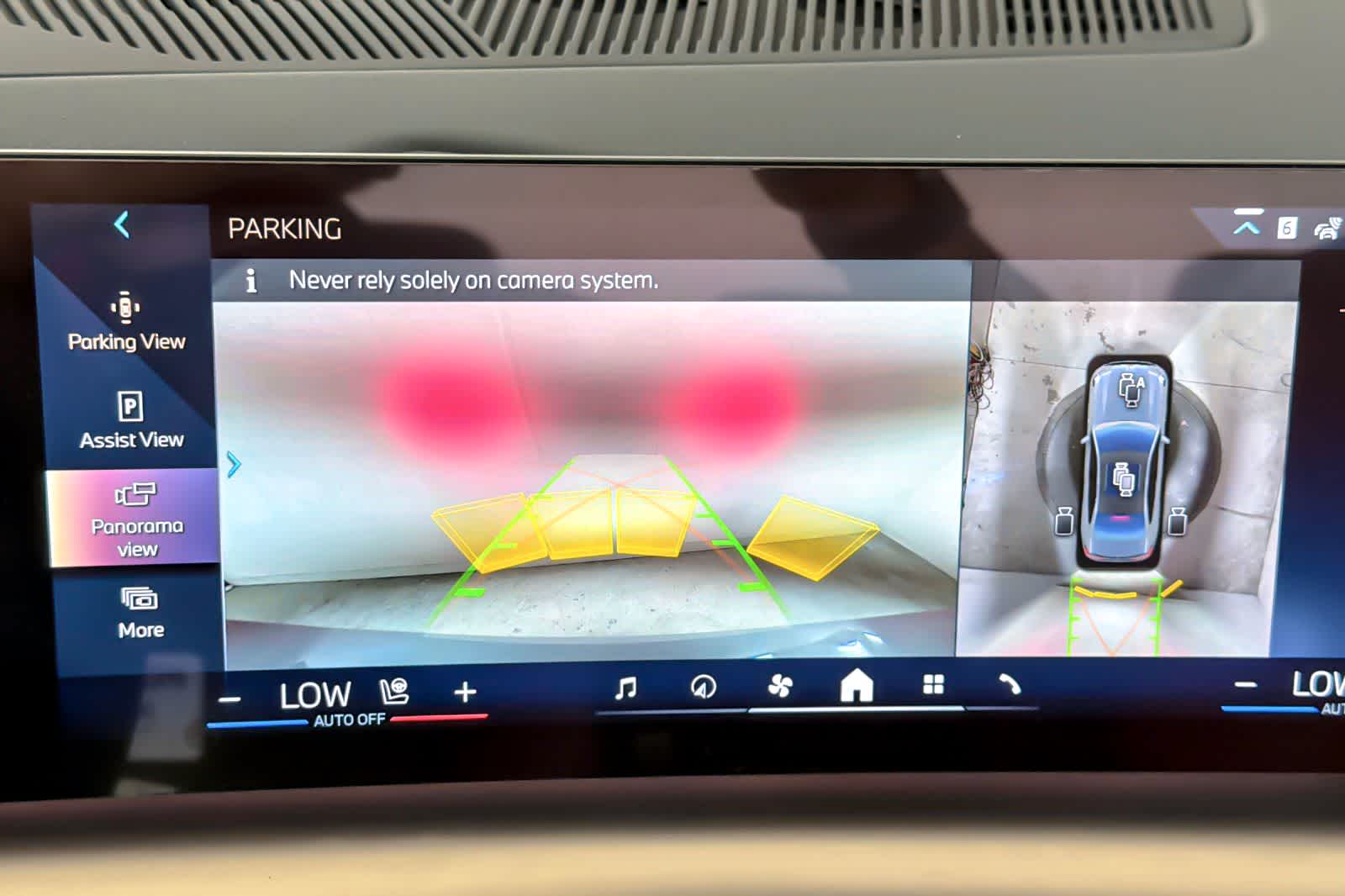 Thumbnail: 2026 BMW 5 Series - 19