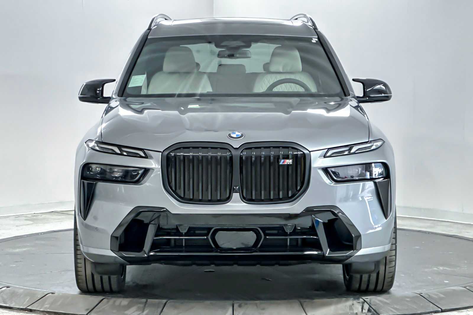 Thumbnail: 2026 BMW X7 - 10
