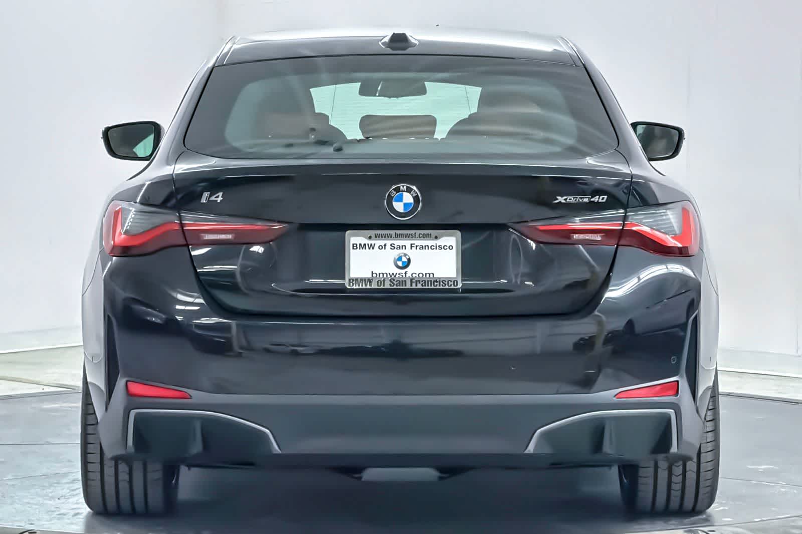 Thumbnail: 2026 BMW i4 - 7