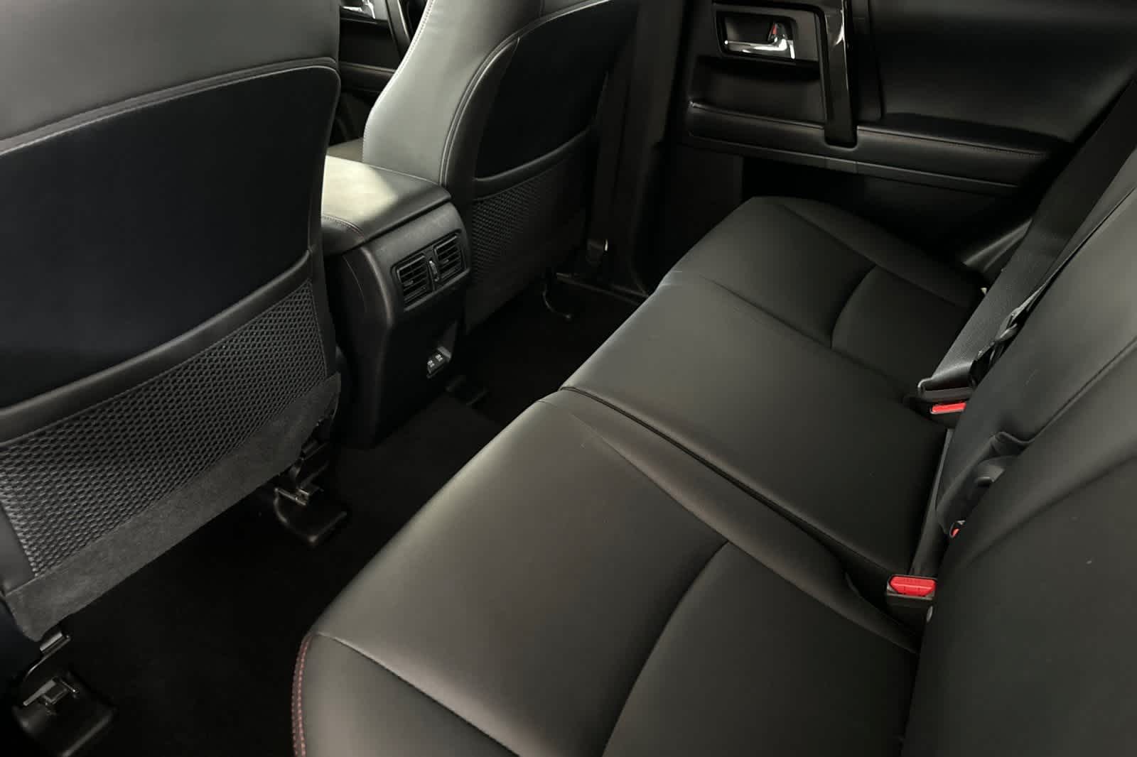 Thumbnail: 2020 Toyota 4Runner - 4