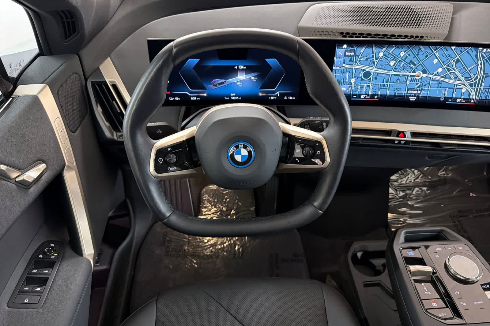 Thumbnail: 2023 BMW iX - 14