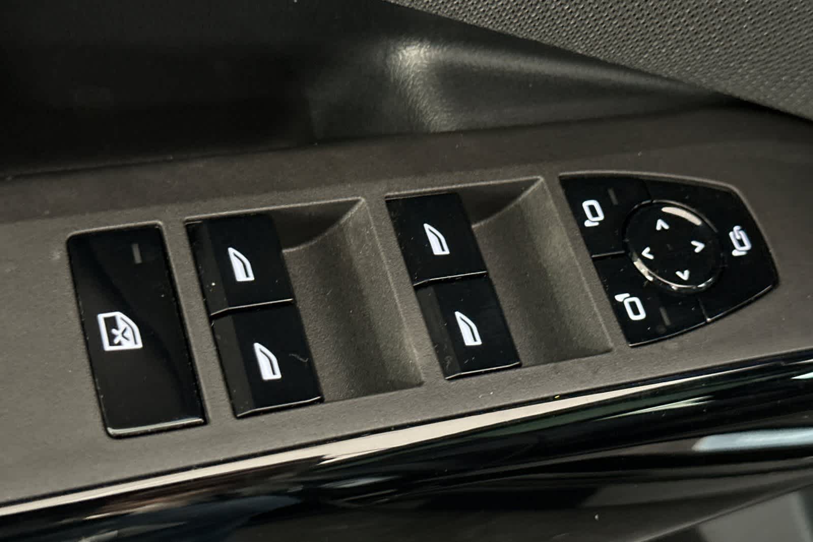 Thumbnail: 2026 BMW X3 - 13