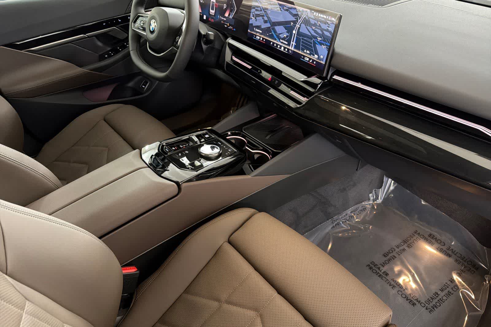 Thumbnail: 2026 BMW 5 Series - 15