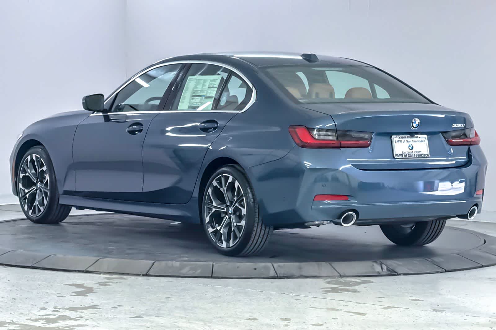Thumbnail: 2026 BMW 3 Series - 6