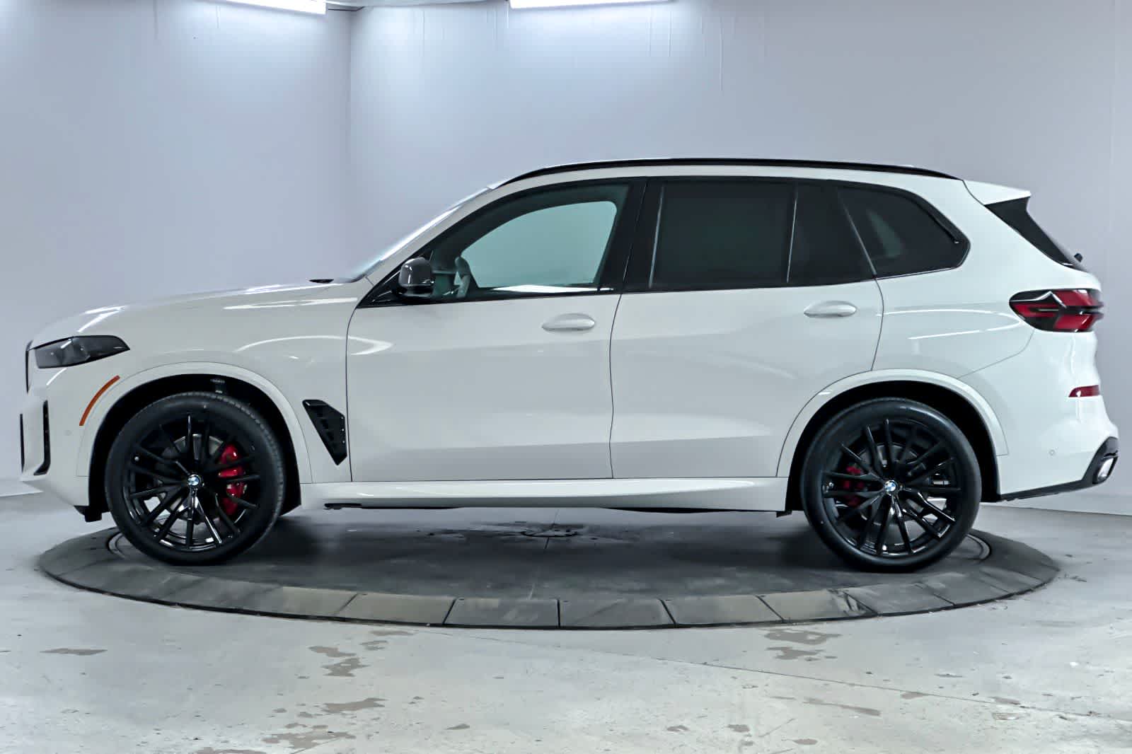Thumbnail: 2026 BMW X5 - 5