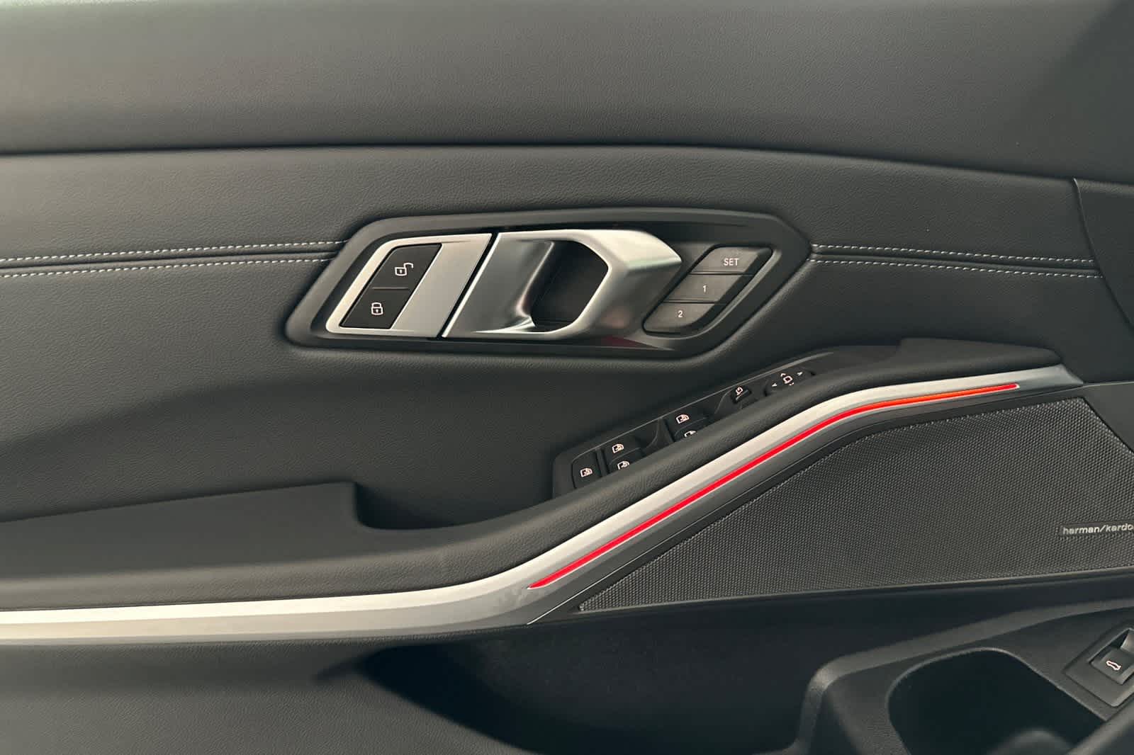 Thumbnail: 2023 BMW 3 Series - 12