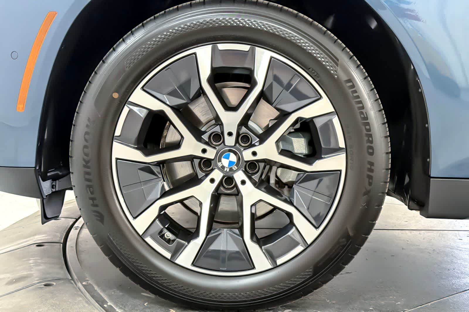 Thumbnail: 2026 BMW X3 - 23