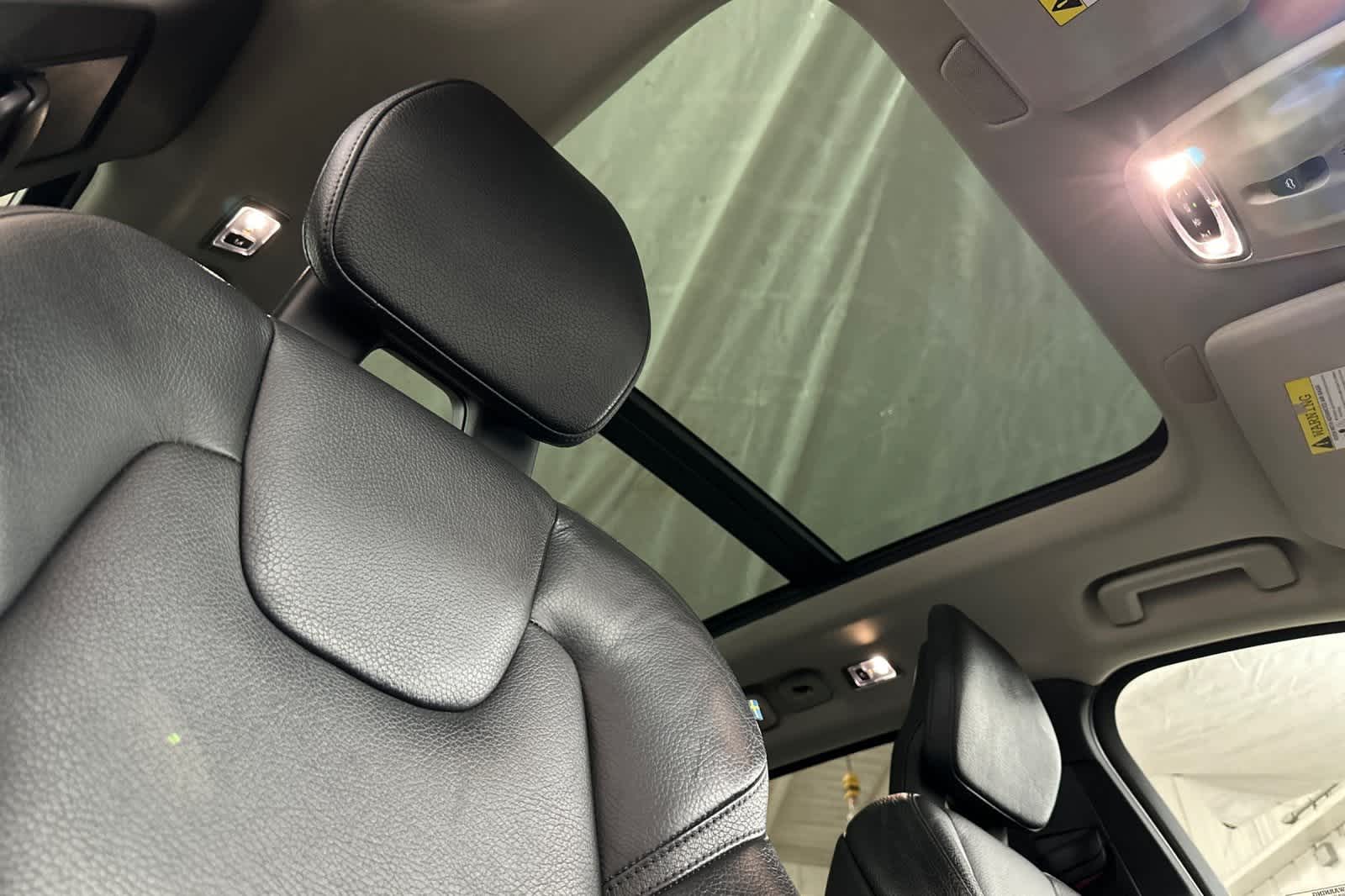 Thumbnail: 2017 Volvo XC90 - 17