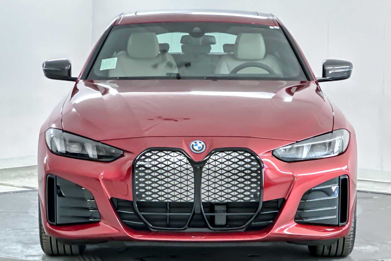 Thumbnail: 2025 BMW i4 - 10