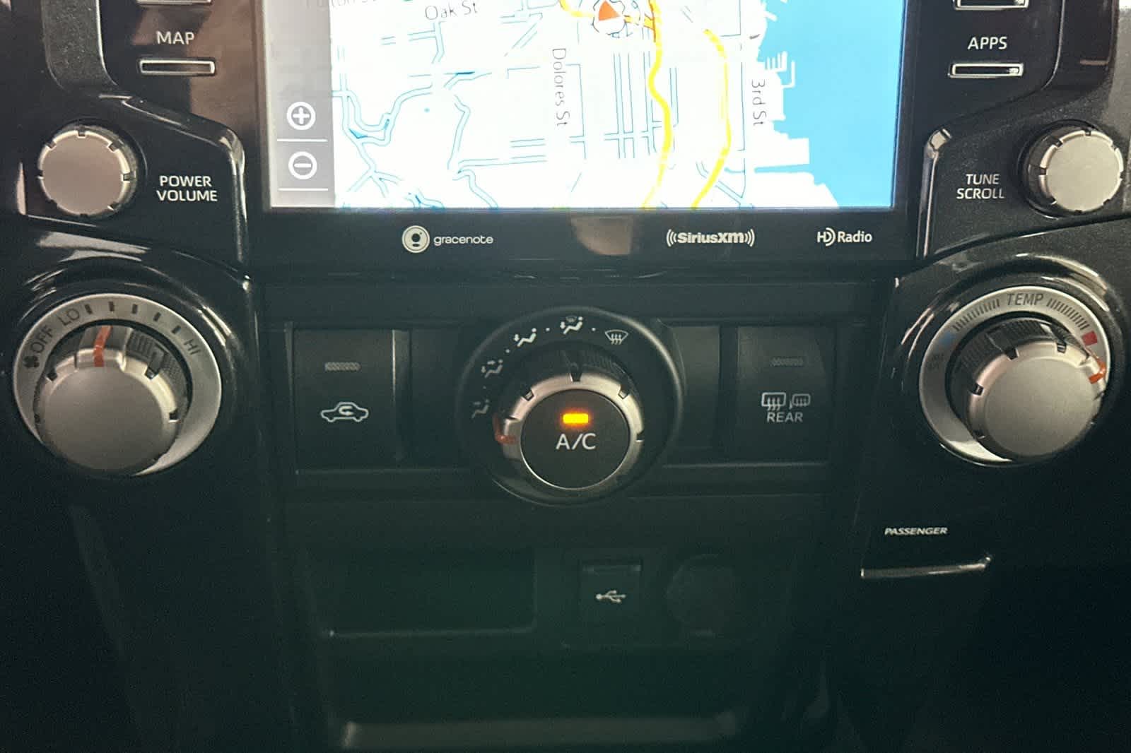 Thumbnail: 2020 Toyota 4Runner - 21