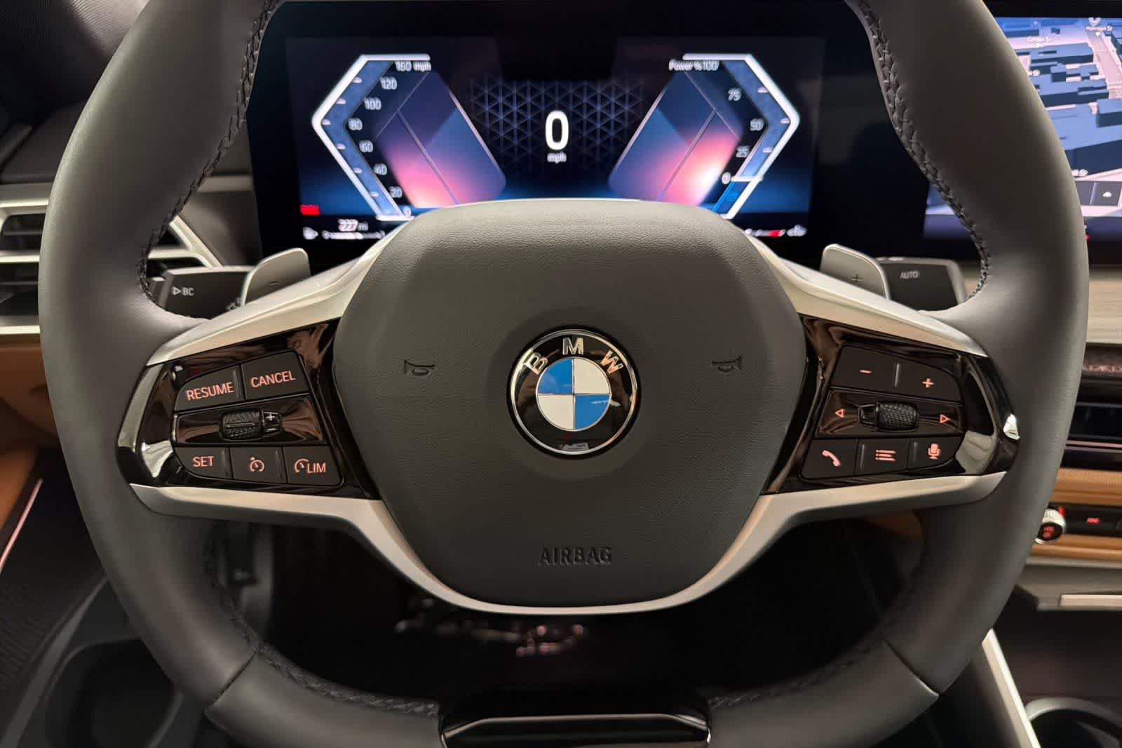 Thumbnail: 2025 BMW 3 Series - 23