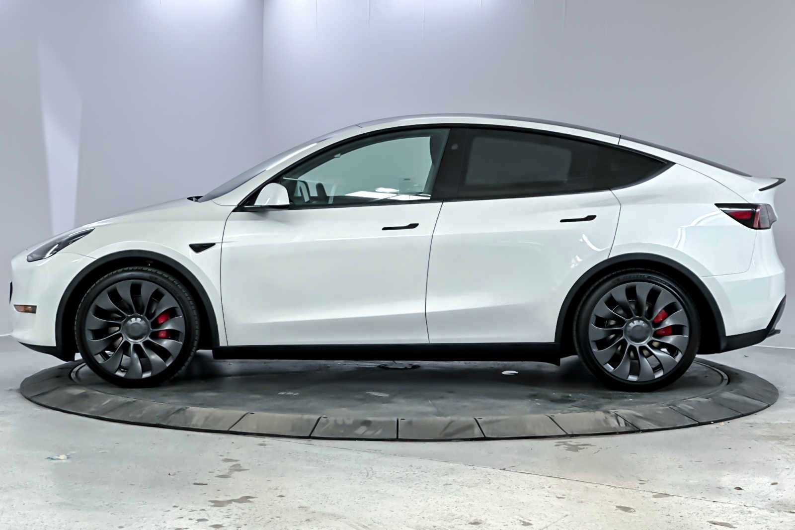 2023 Tesla Model Y Performance 5