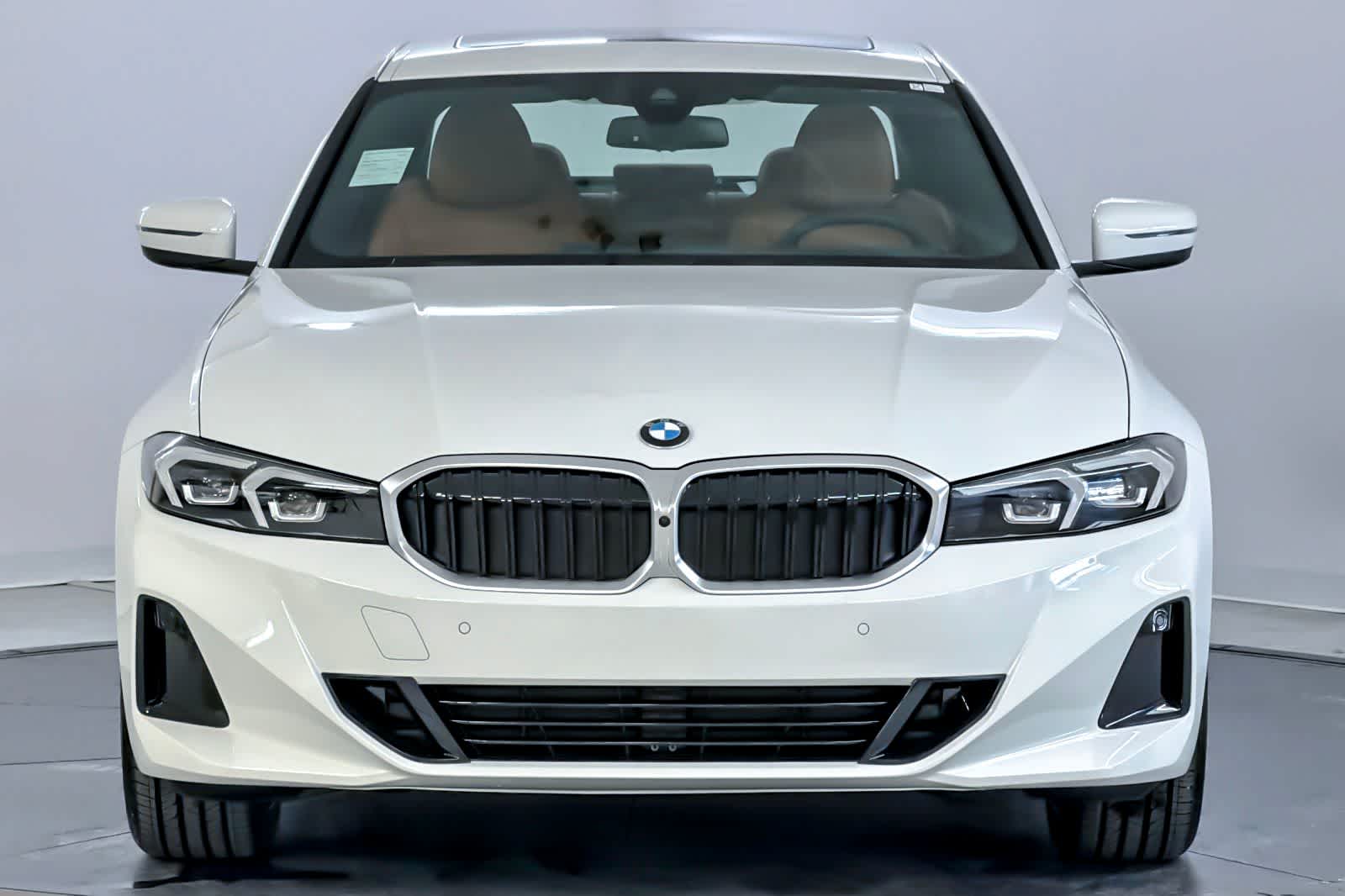 Thumbnail: 2026 BMW 3 Series - 10