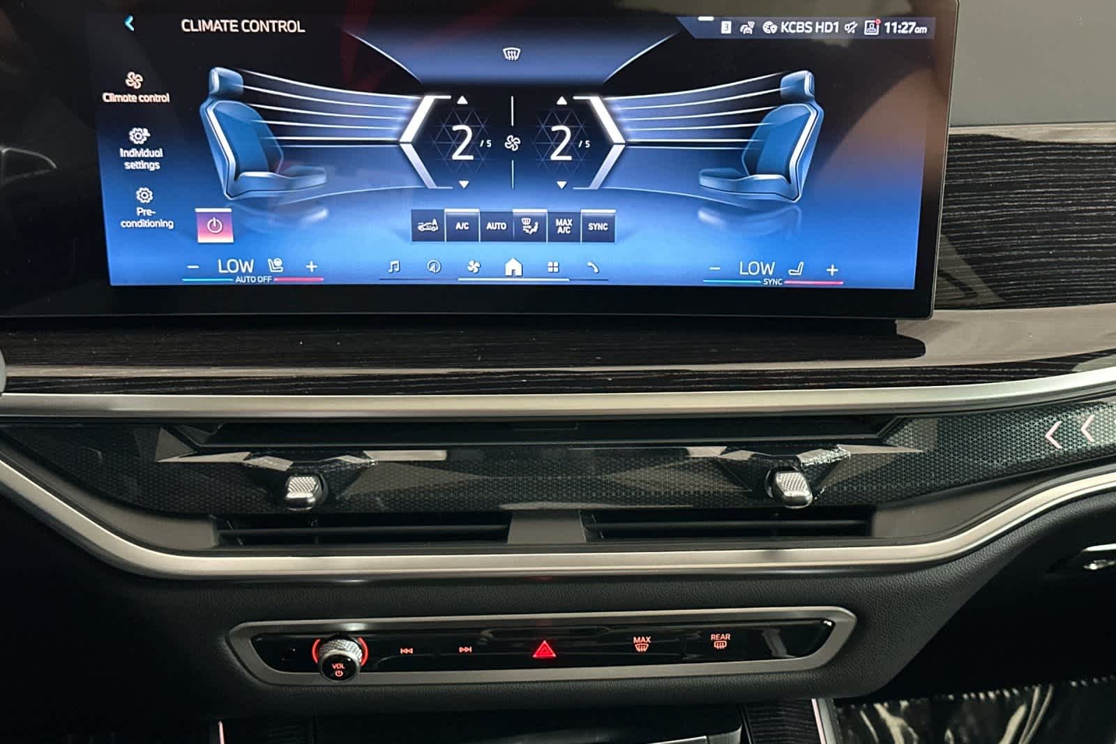 Thumbnail: 2026 BMW X5 - 21