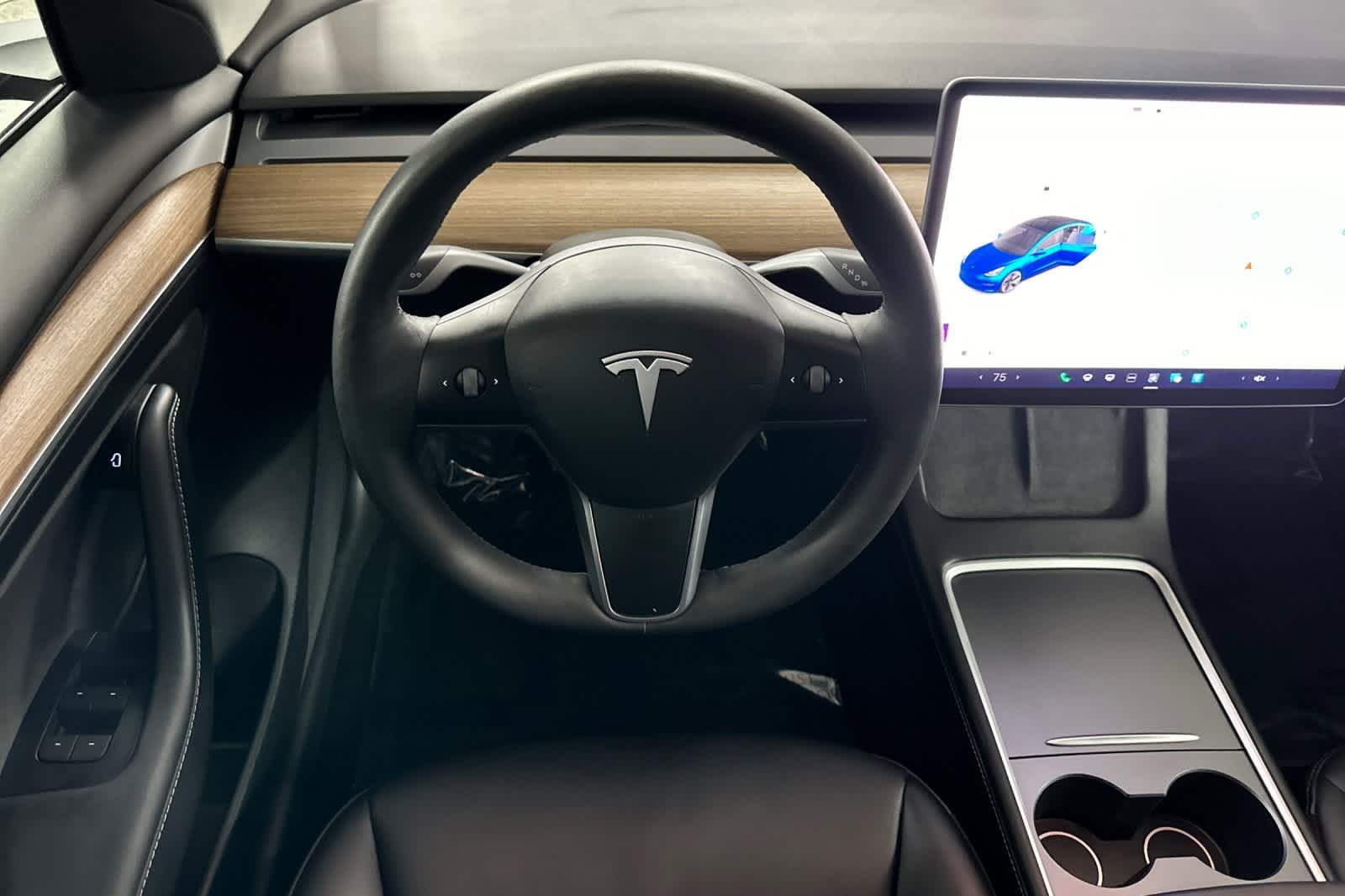 Thumbnail: 2023 Tesla Model 3 - 14
