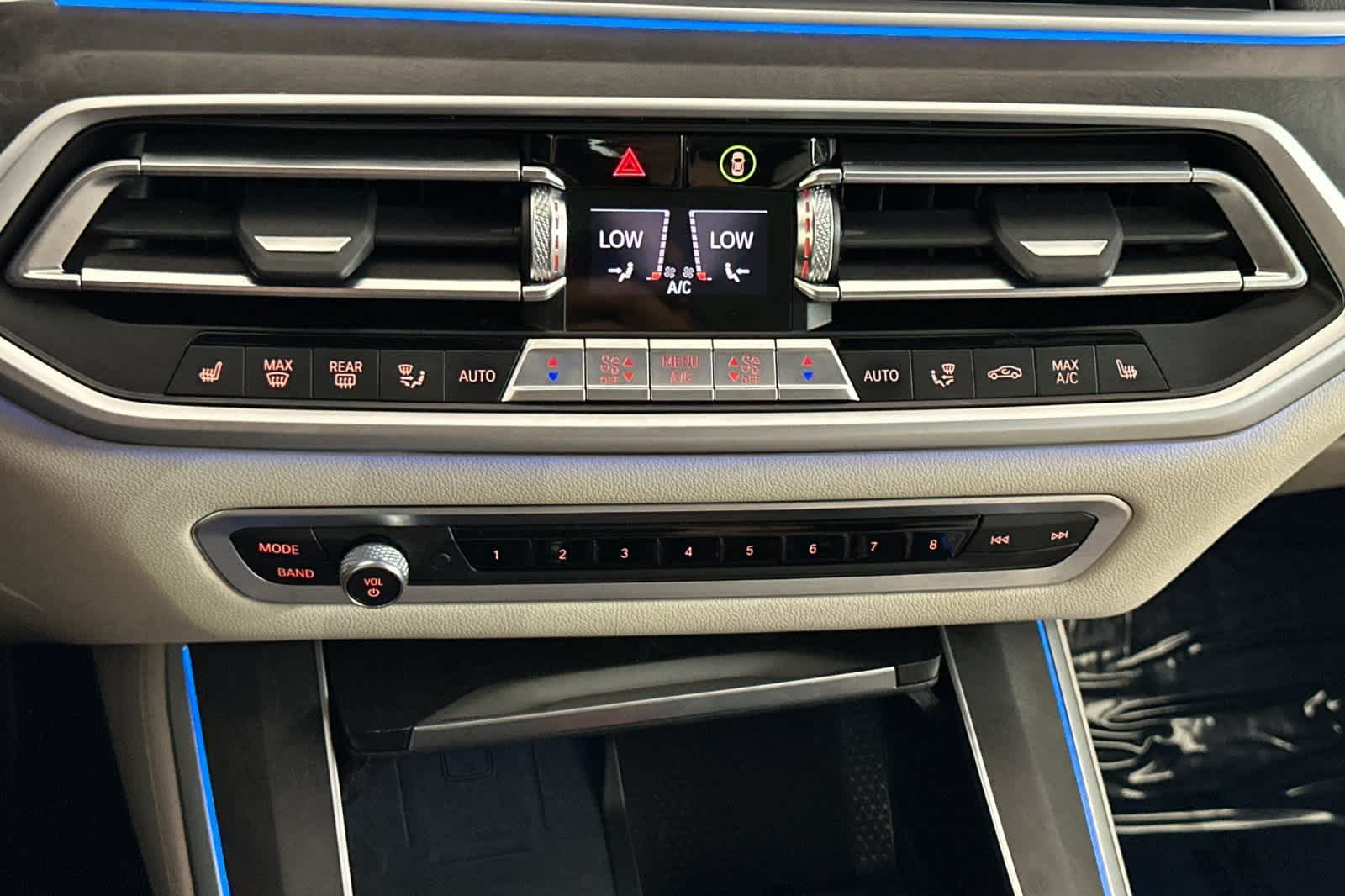Thumbnail: 2022 BMW X5 - 21