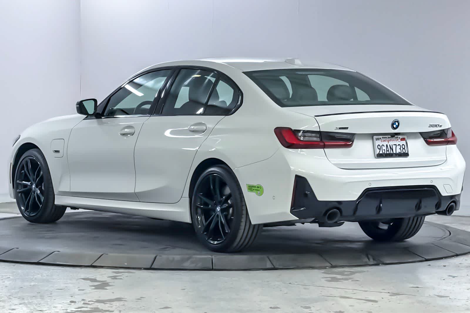 Thumbnail: 2023 BMW 3 Series - 6