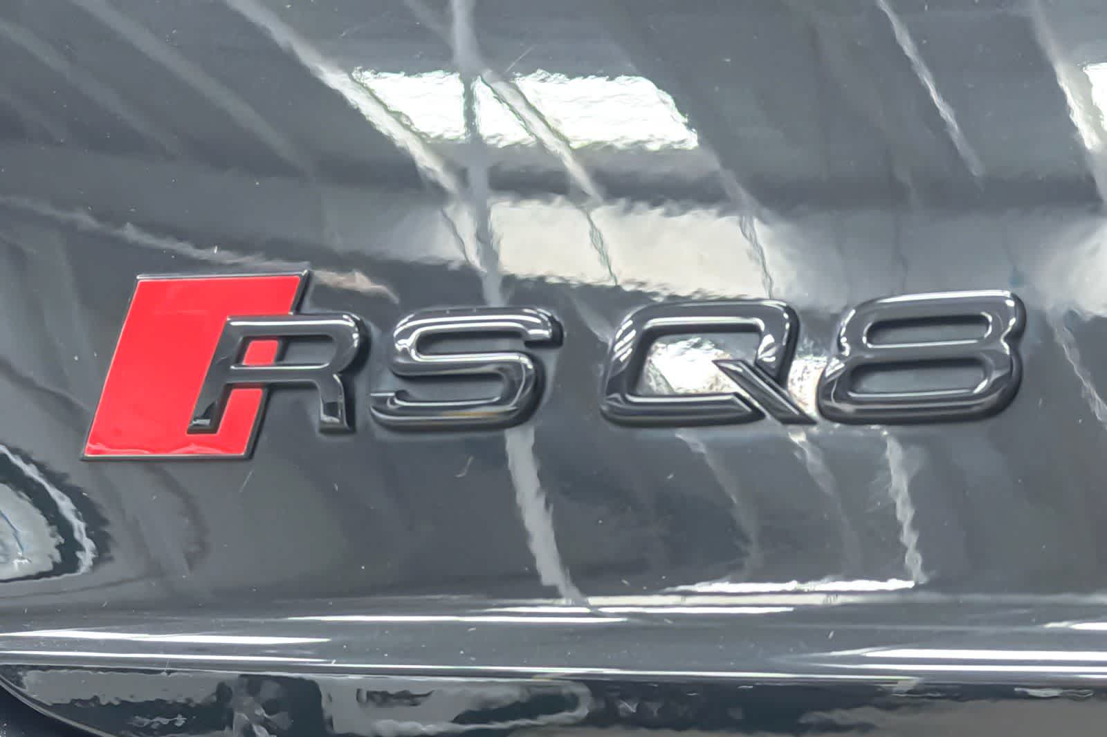 Thumbnail: 2022 Audi RS Q8 - 28