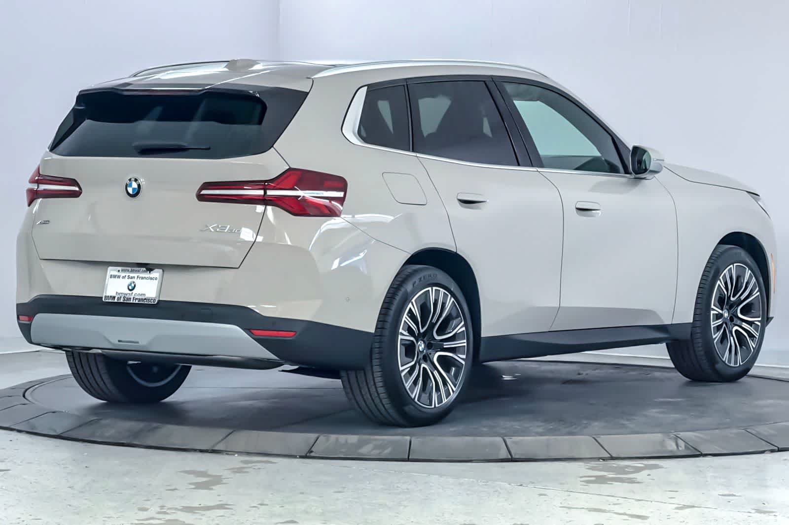 Thumbnail: 2026 BMW X3 - 2