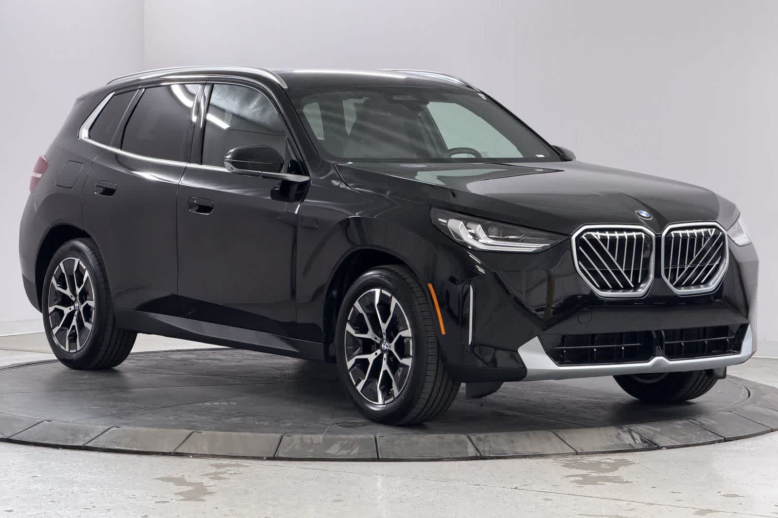 Thumbnail: 2026 BMW X3 - 9