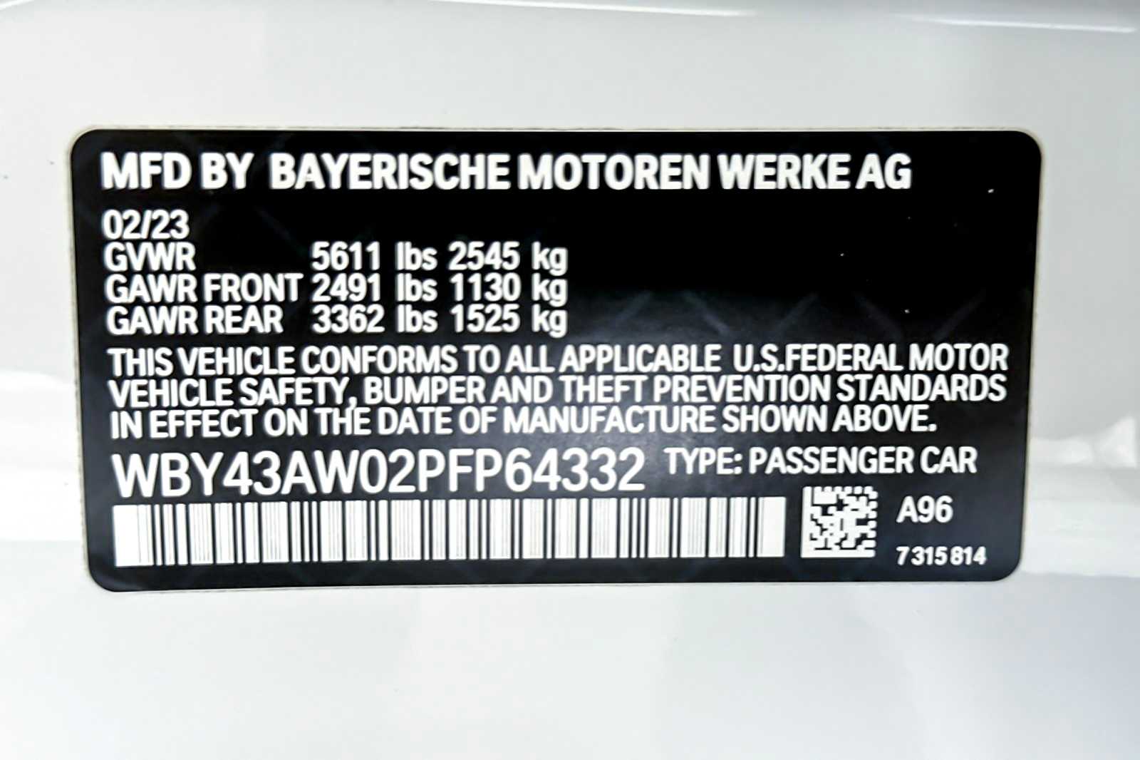 Thumbnail: 2023 BMW i4 - 29