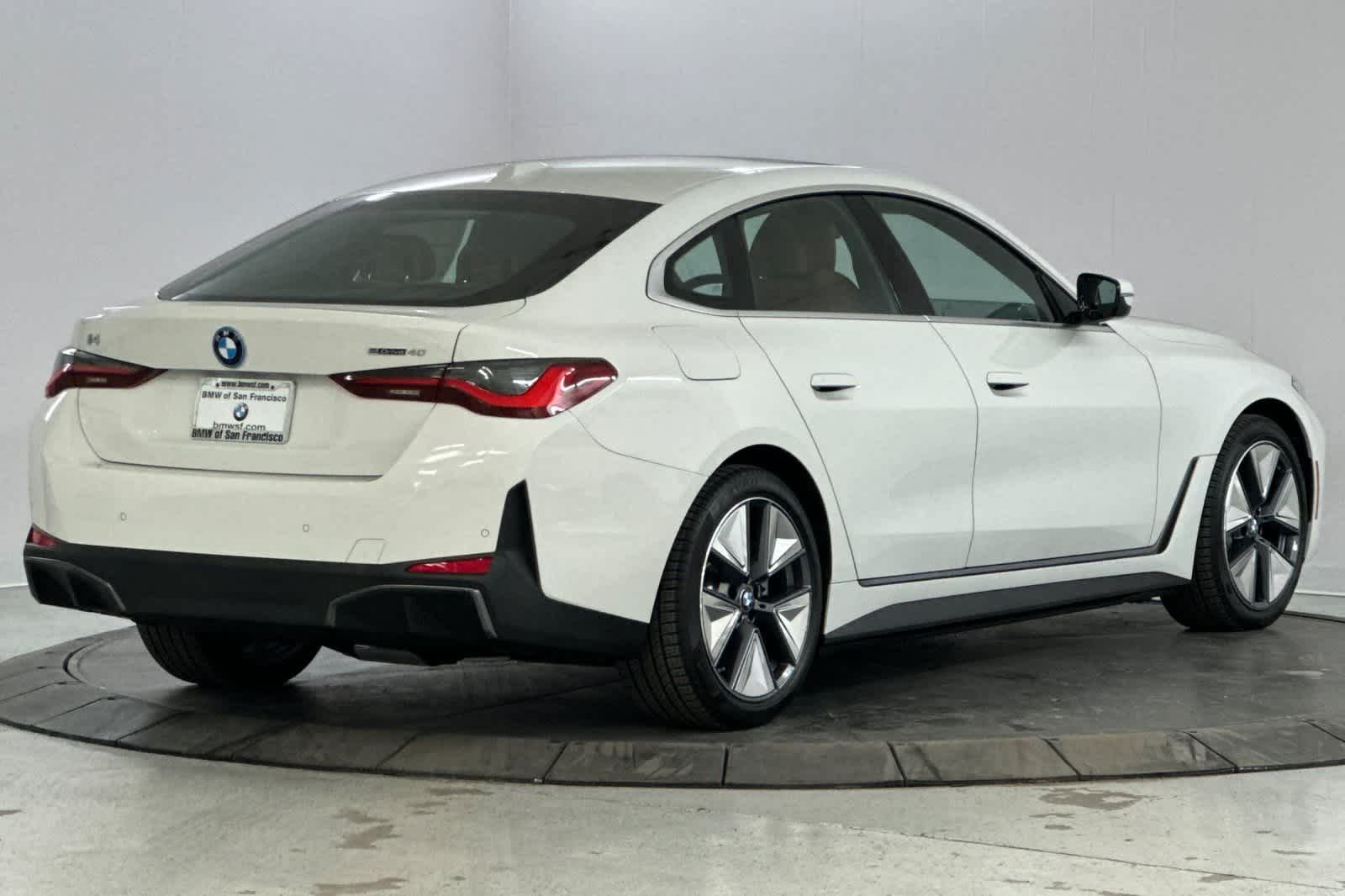 2025 BMW i4 eDrive40 2