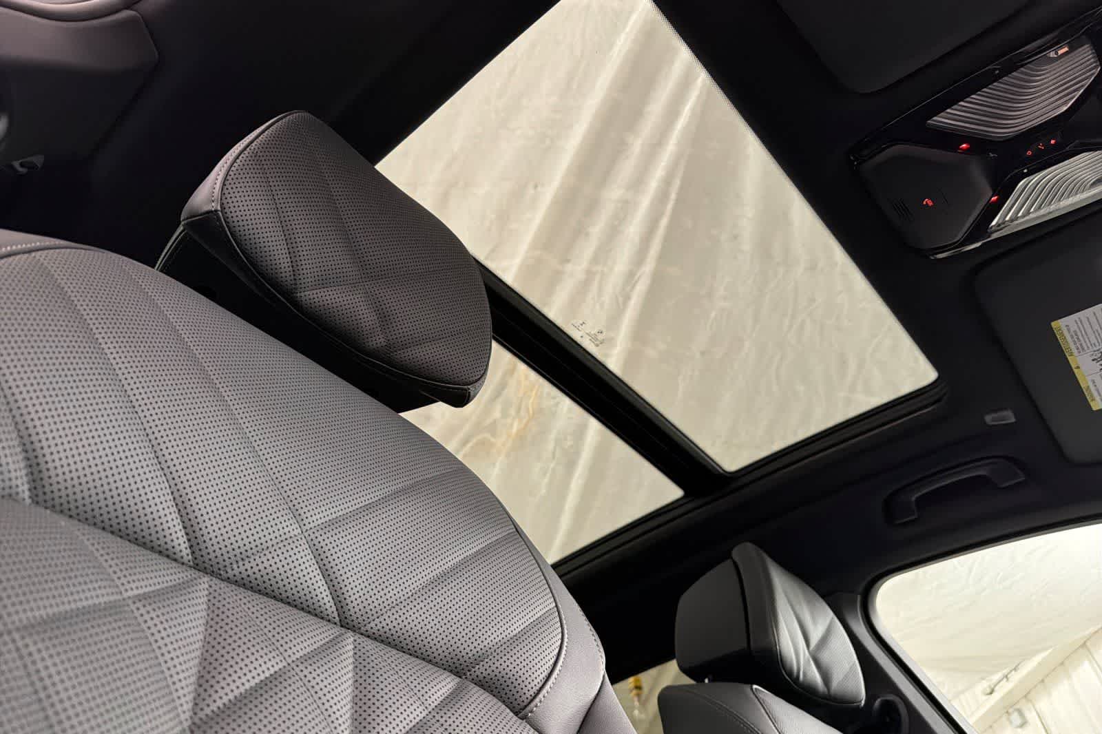 Thumbnail: 2026 BMW X5 - 17